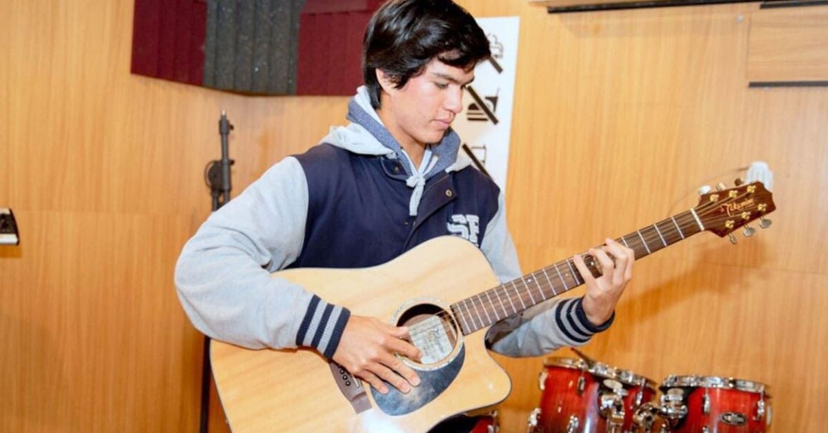 Aseg&uacute;rate si debes saber cantar o tocar para estudiar m&uacute;sica en la UPC.