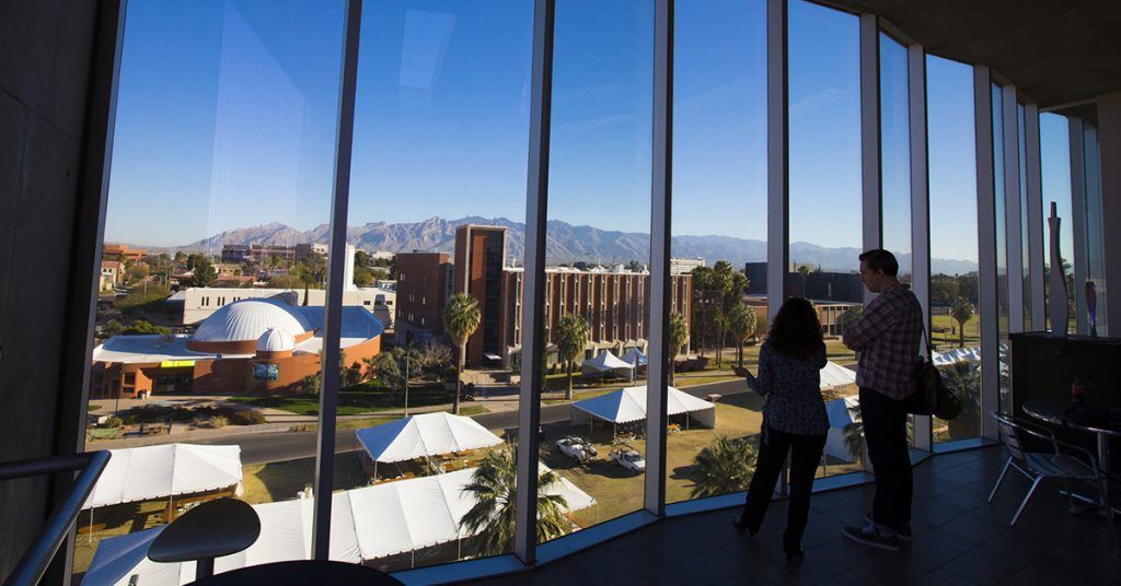 Entrada De Universidad De Arizona