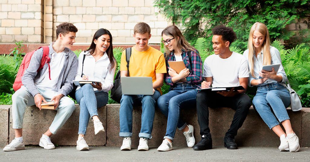Grupo De Jovenes Ingenieria De Software Upc Intercambios Academicos