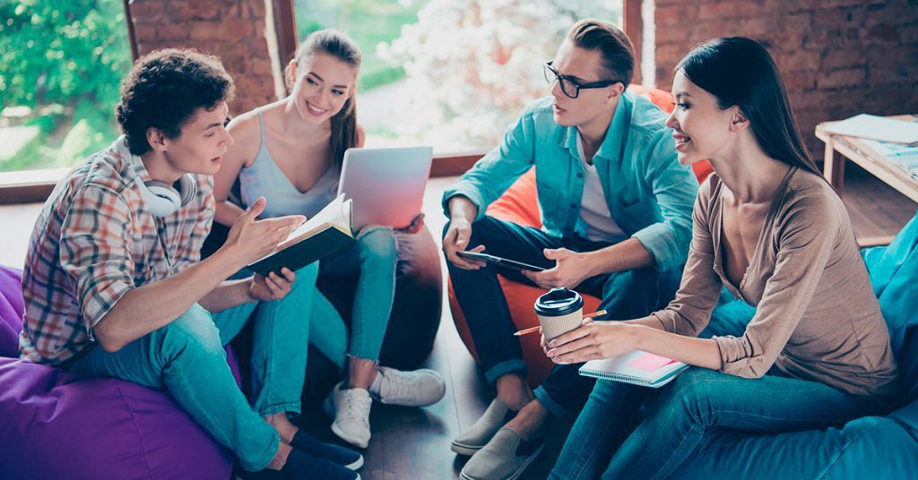 Estudiar Carrera Derecho