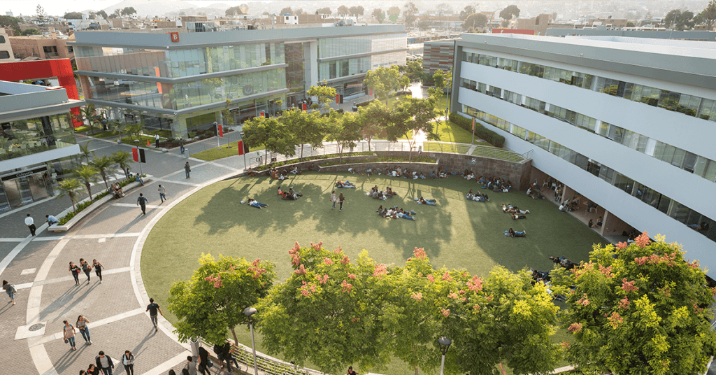 Rotonda Universidad Campus Villa